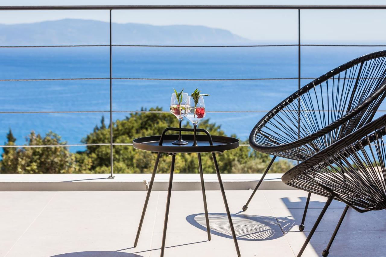 Kefalonian Escape Suites Valerianos Ngoại thất bức ảnh