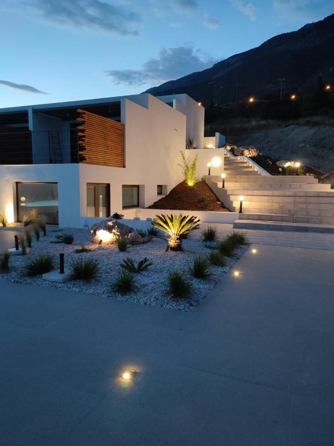 Kefalonian Escape Suites Valerianos Ngoại thất bức ảnh