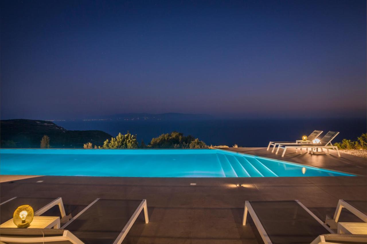 Kefalonian Escape Suites Valerianos Ngoại thất bức ảnh