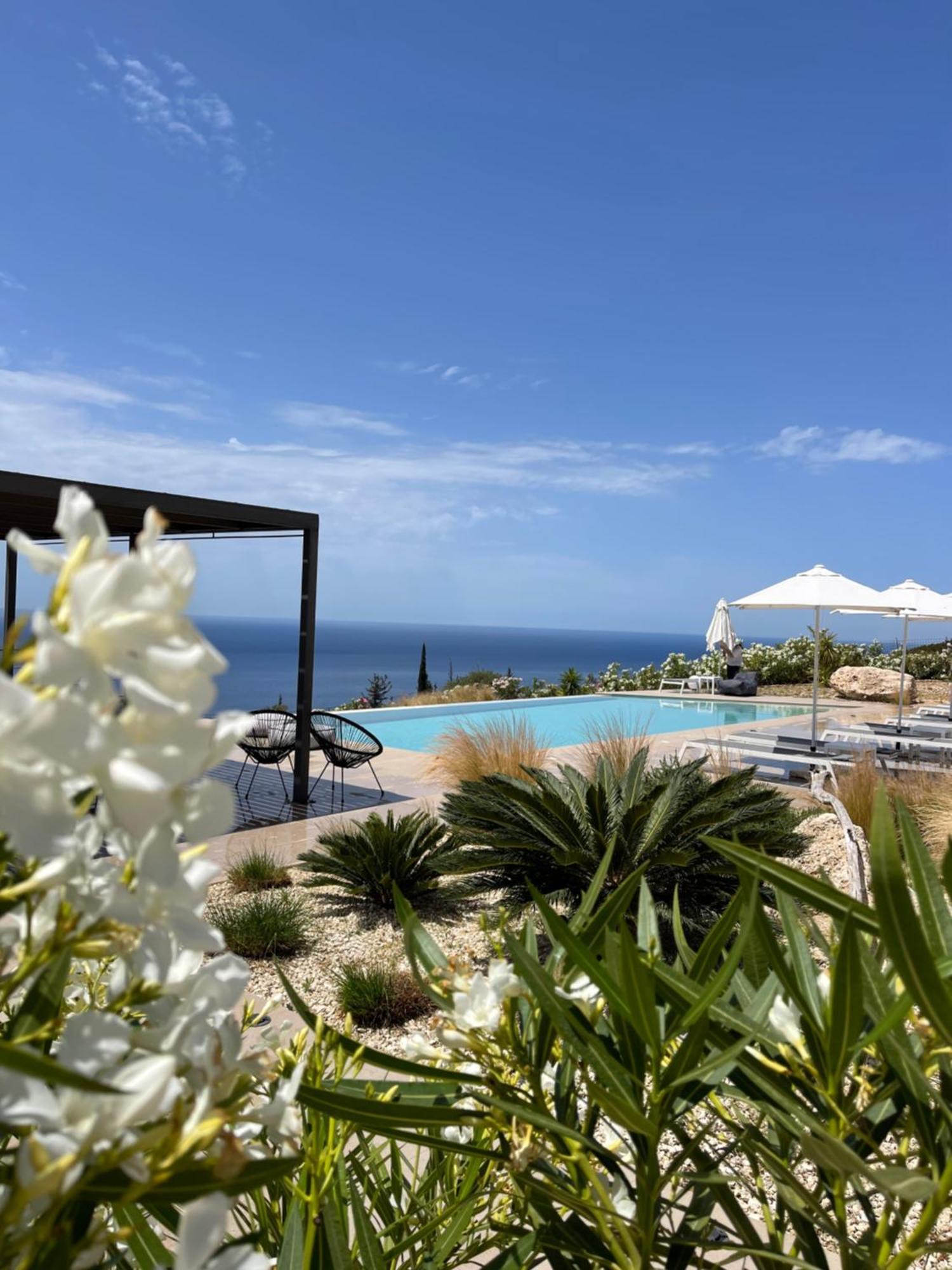 Kefalonian Escape Suites Valerianos Ngoại thất bức ảnh